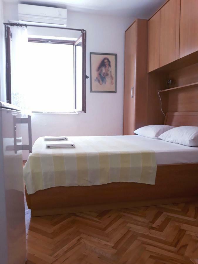 Apartmani I Soba Andrijasevic Makarska Kültér fotó